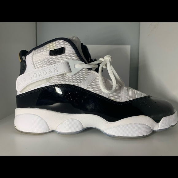 Jordan | Shoes | Back And White Team 